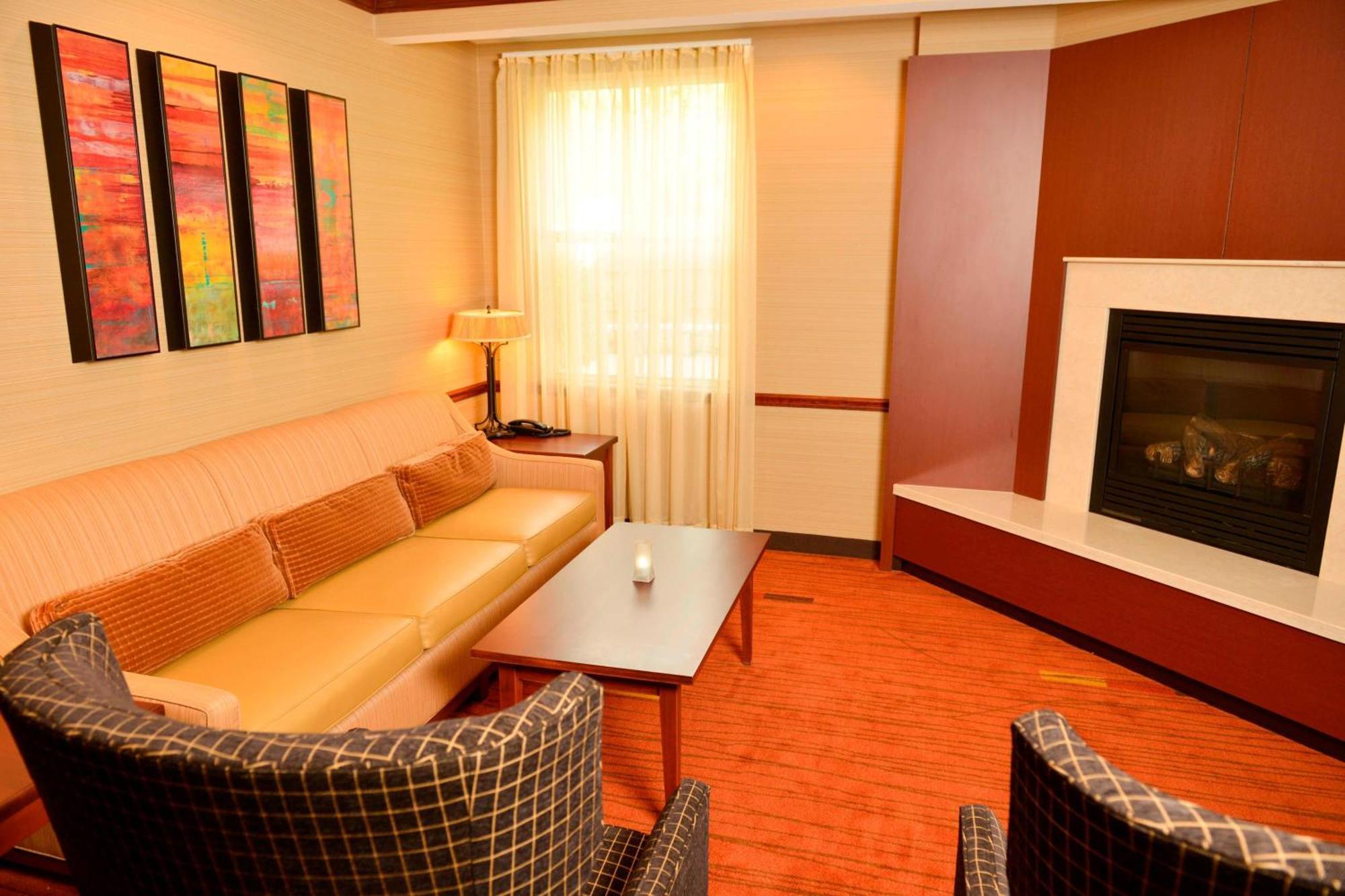 Courtyard Middlebury Hotel Ngoại thất bức ảnh