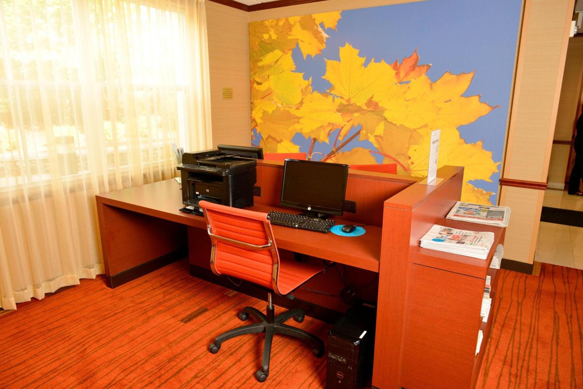 Courtyard Middlebury Hotel Ngoại thất bức ảnh