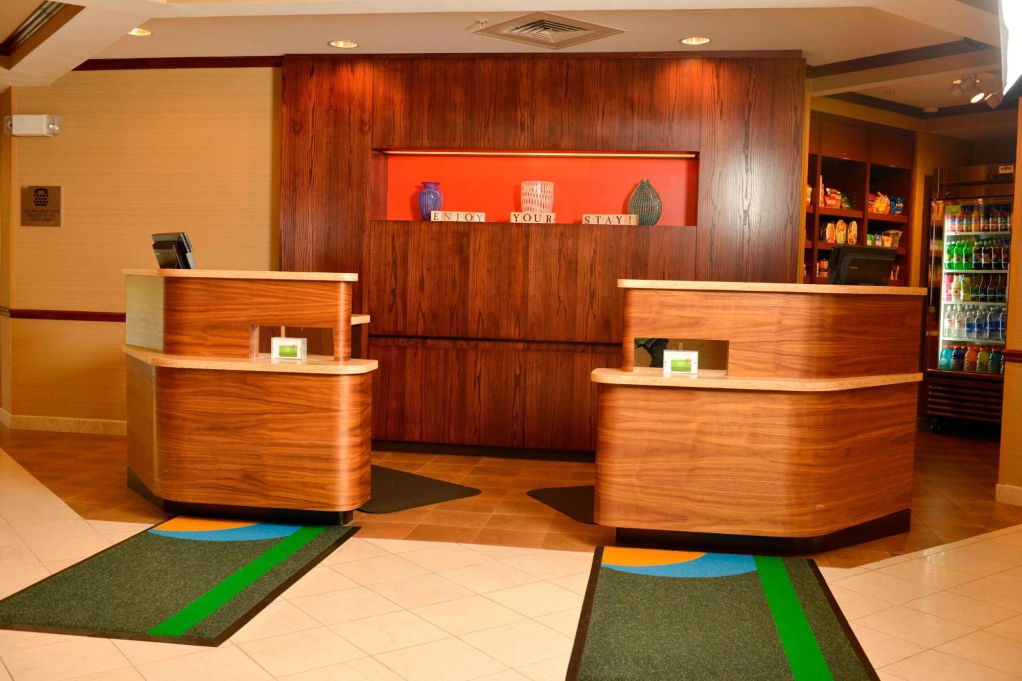 Courtyard Middlebury Hotel Ngoại thất bức ảnh